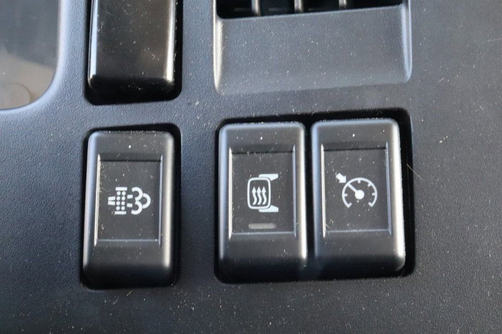 2023 Chevrolet Silverado 5500XD - Photo 13