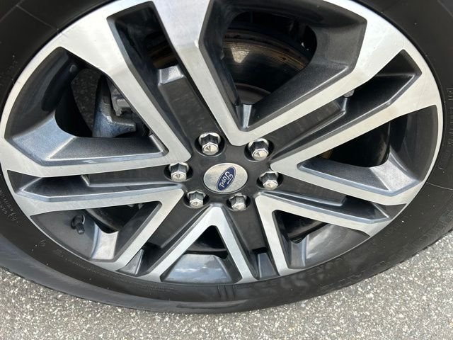 Used 2023 Red Ford XL image 10