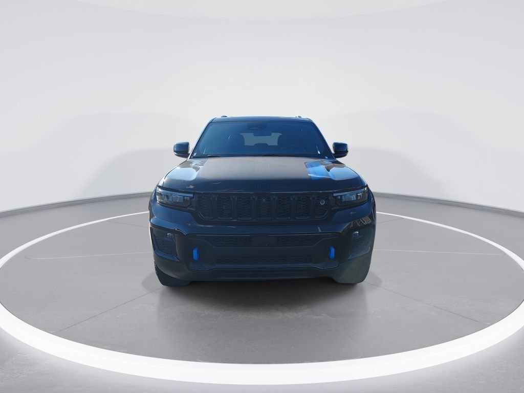 New 2024 Diamond Black Crystal Pearlcoat Jeep Trailhawk 4xe image 3