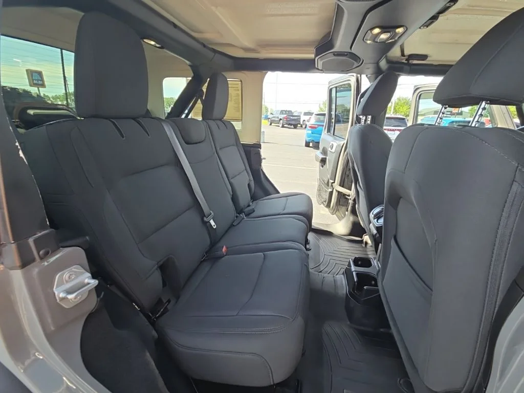 2019 Jeep Wrangler Unlimited Sport S - Photo 34
