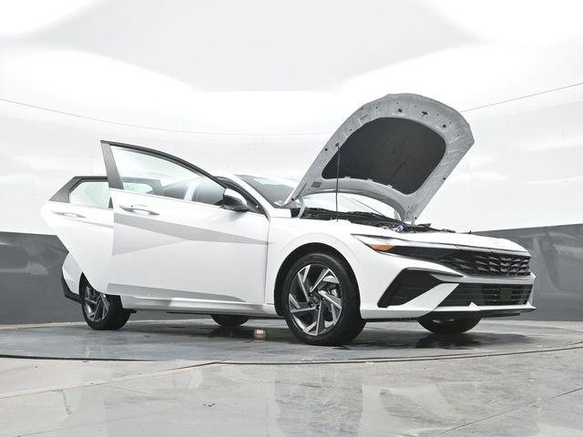New 2026 White Hyundai Limited image 22