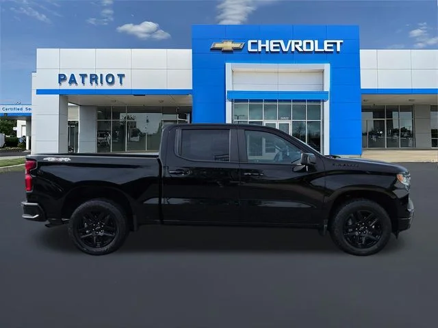 Used 2023 Black Chevrolet RST image 44