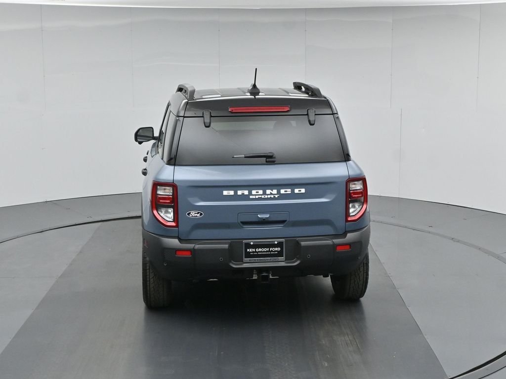New 2026 Azure Gray Metallic Tri-Coat Ford Badlands image 38