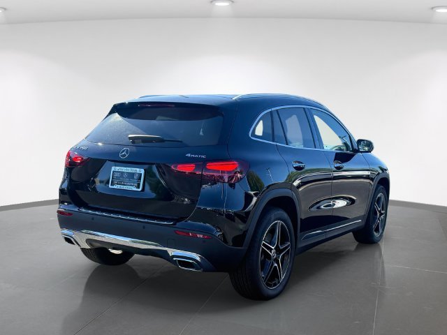 New 2026 Night Black Mercedes-Benz GLA 250 image 7