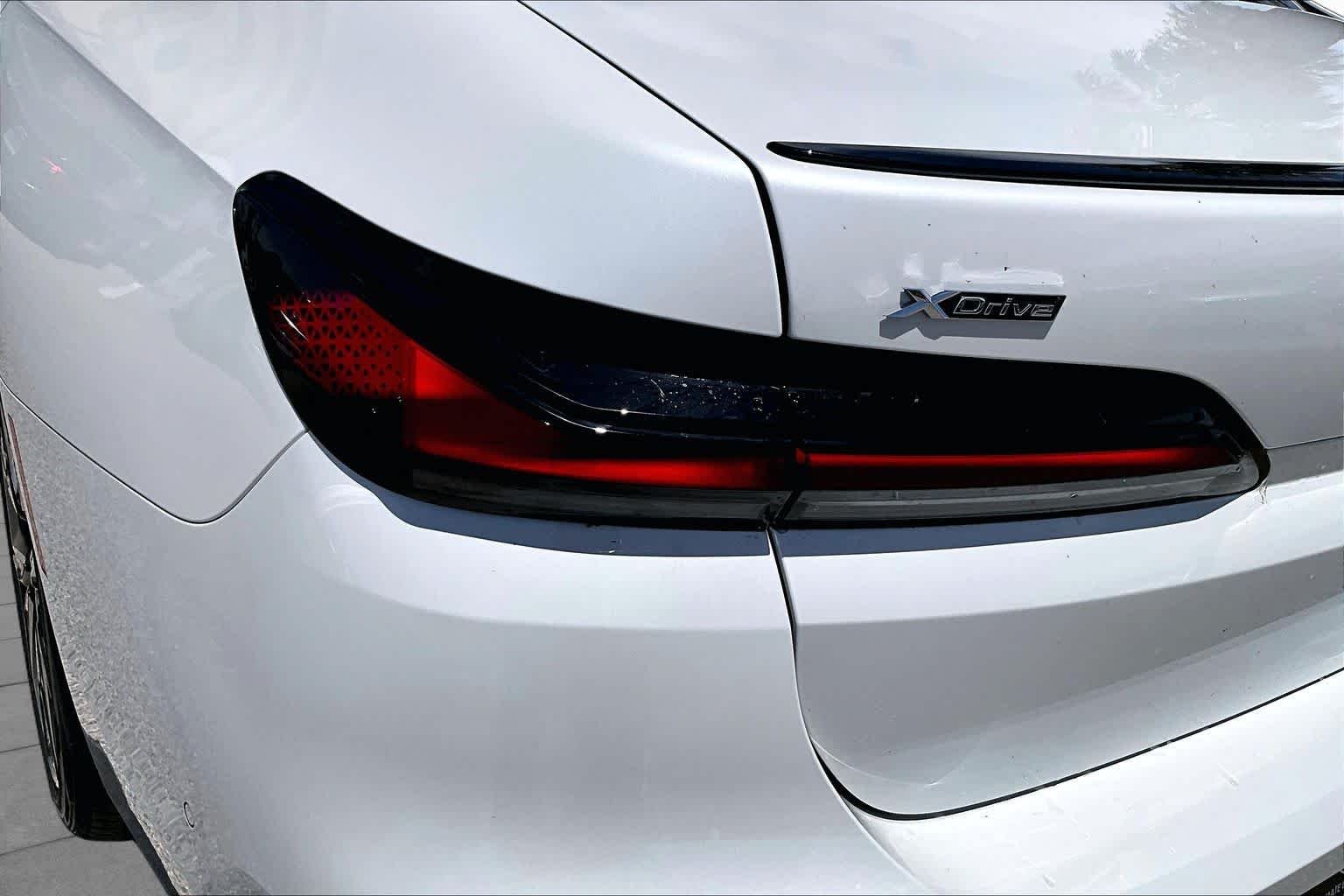 New 2026 Mineral White Metallic BMW 740i xDrive image 14