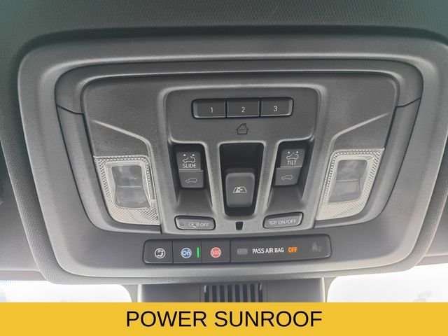 Used 2022 Black Chevrolet ZR2 image 18