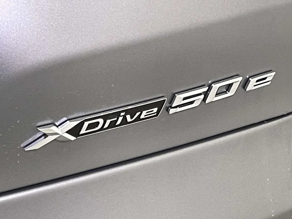 2026 BMW X5 50e - Photo 11