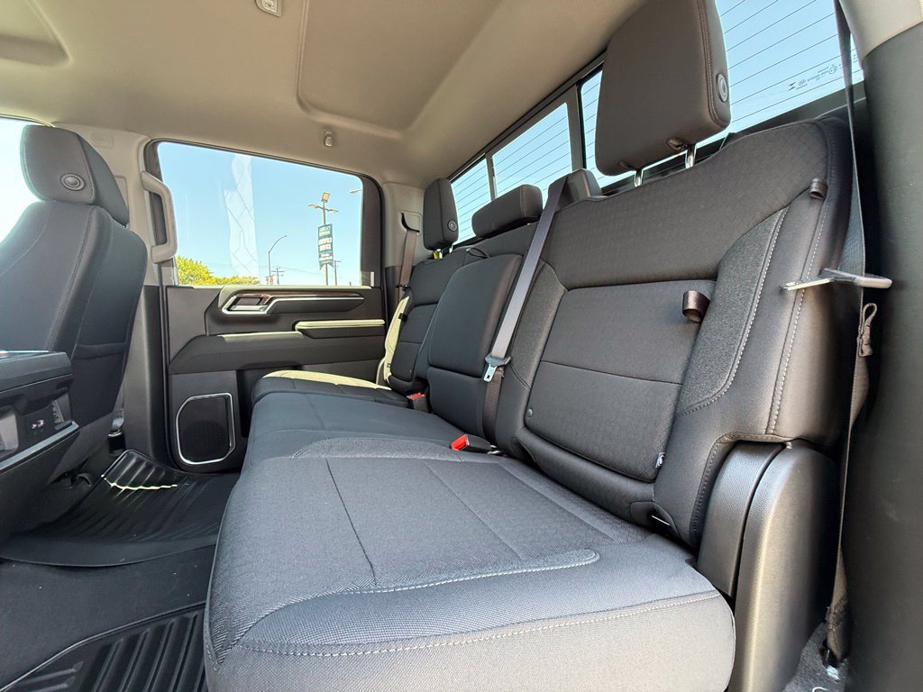 2026 Chevrolet Silverado 2500 HD LT view 34