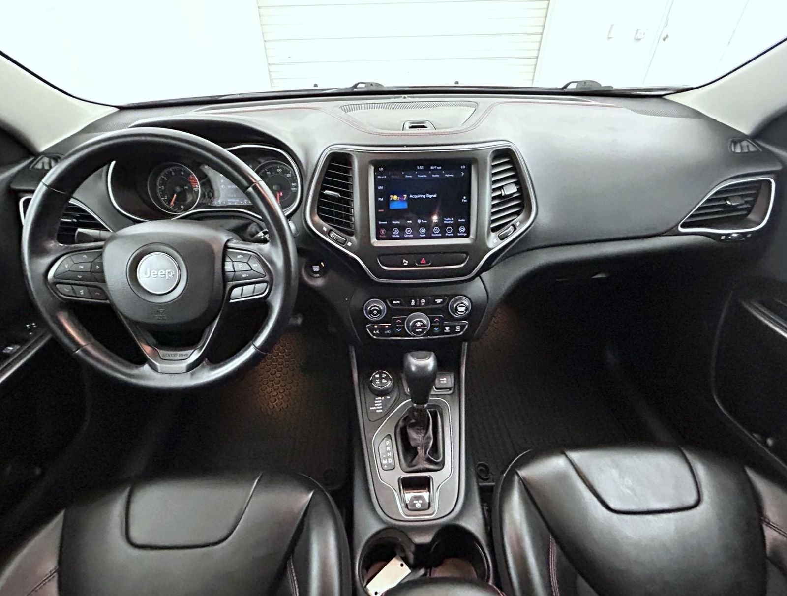Used 2020 Red Jeep Trailhawk image 13
