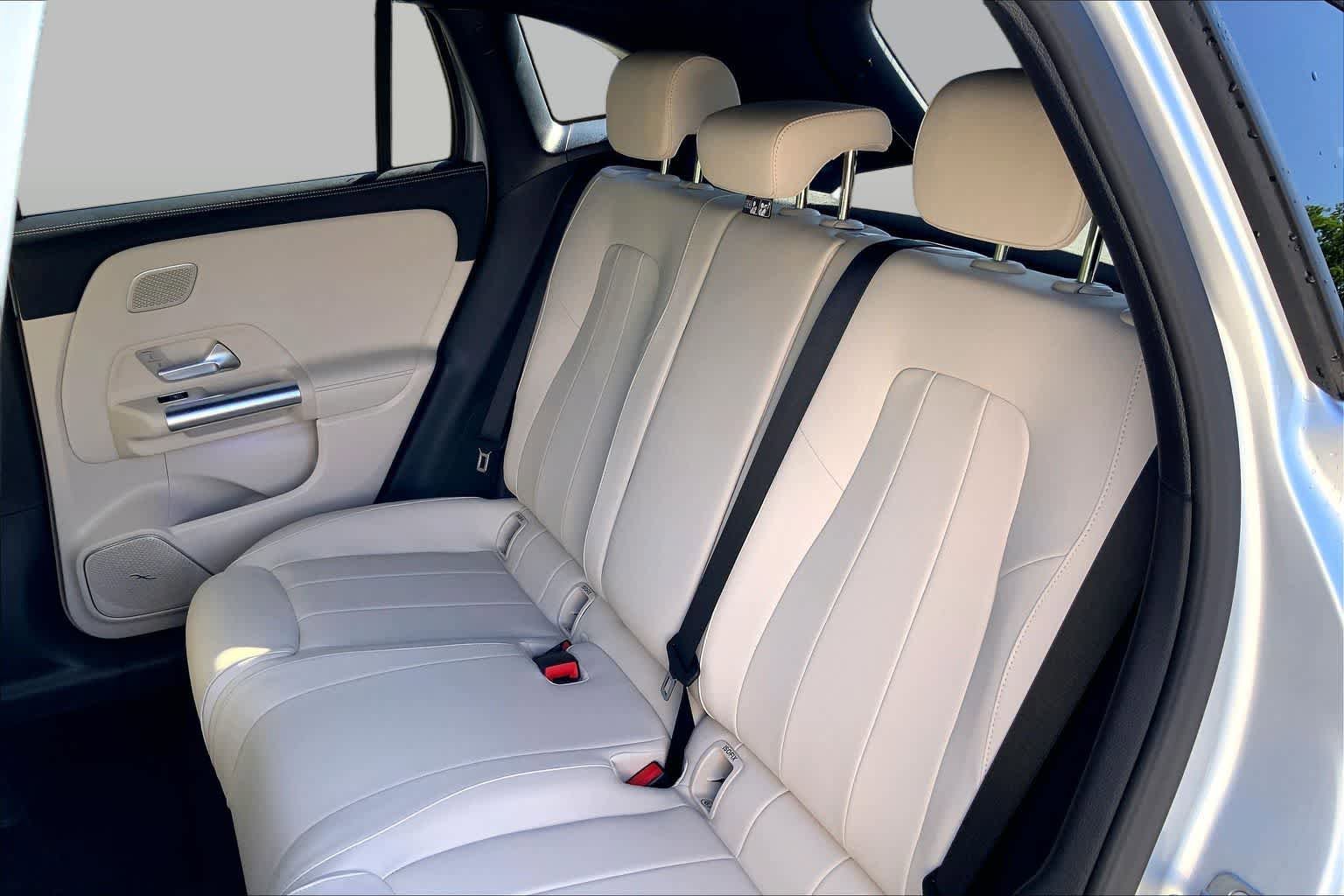 New 2026 Cirrus Silver Metallic Mercedes-Benz GLA 250 image 13