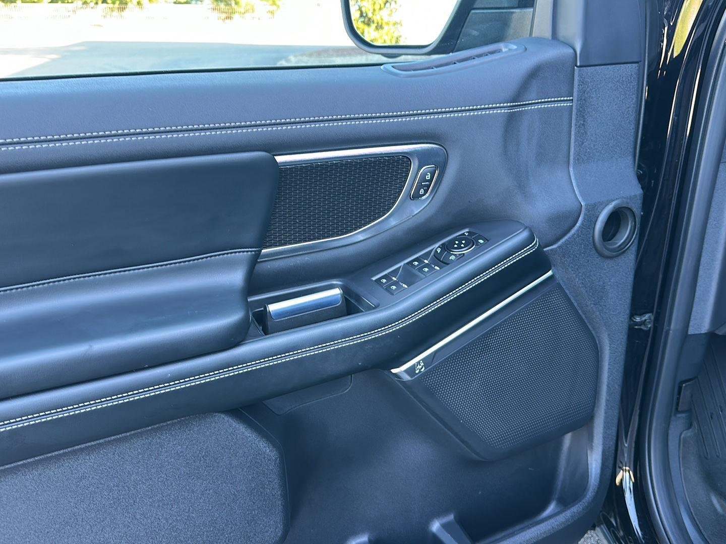 Certified Used 2025 Agate Black Ford Platinum image 13
