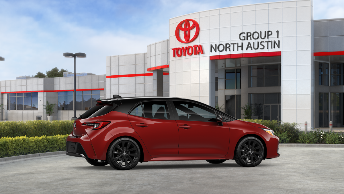 New 2026 Finish Line Red with Midnight Black Metallic roof Toyota XSE image 11