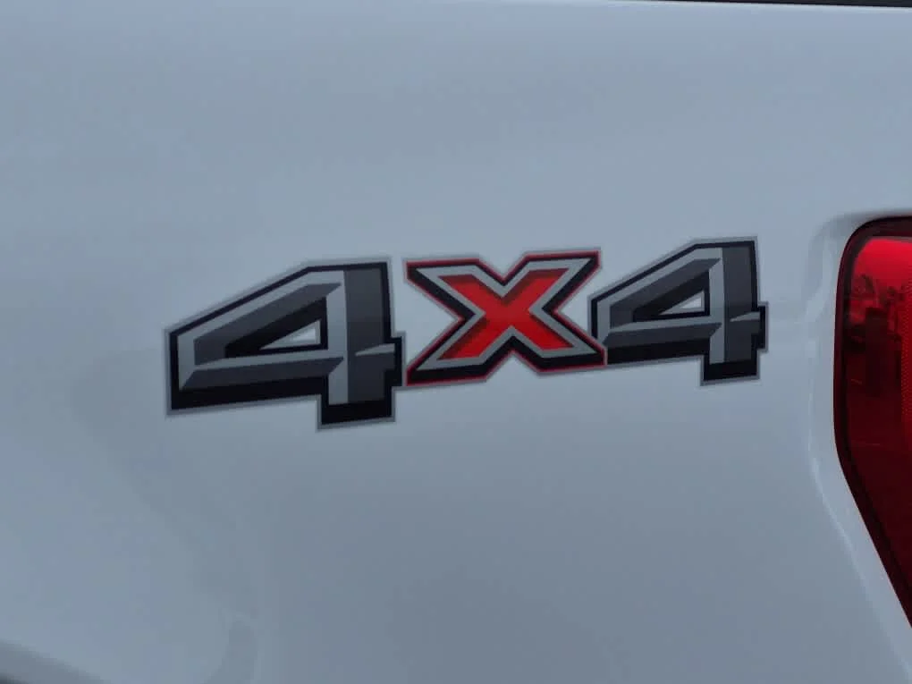 Certified Used 2023 Oxford White Ford XLT image 21