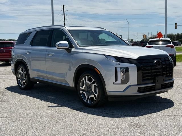 Used 2024 Silver Hyundai SEL image 8