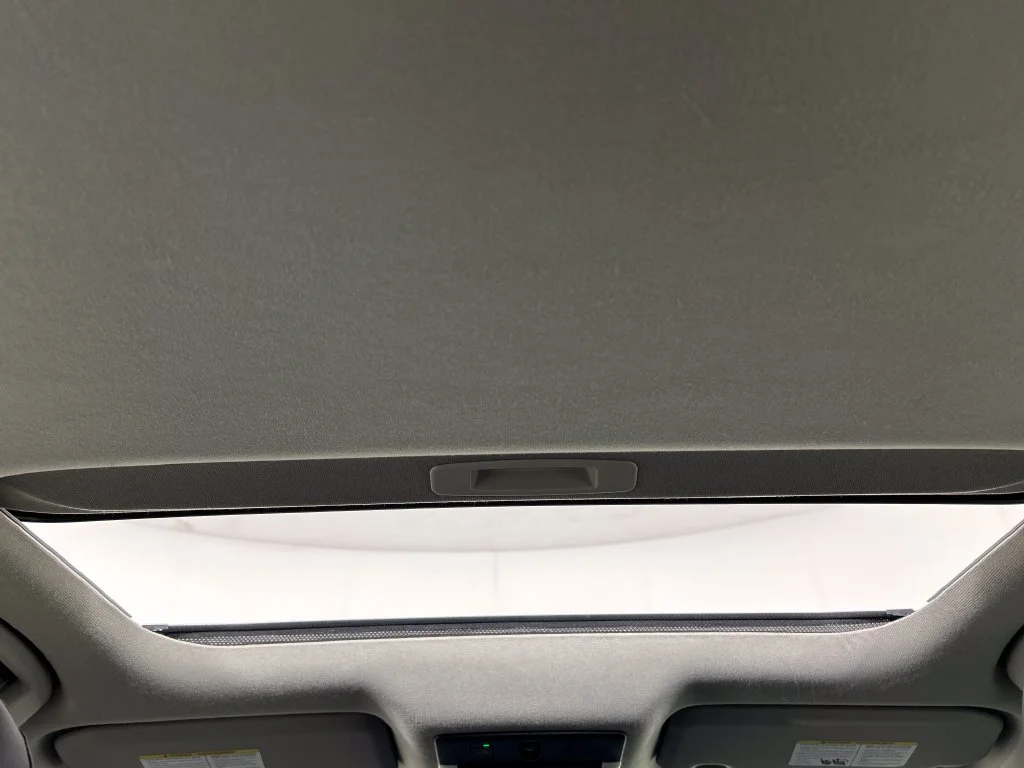 Used 2024 Gray Nissan SR image 19