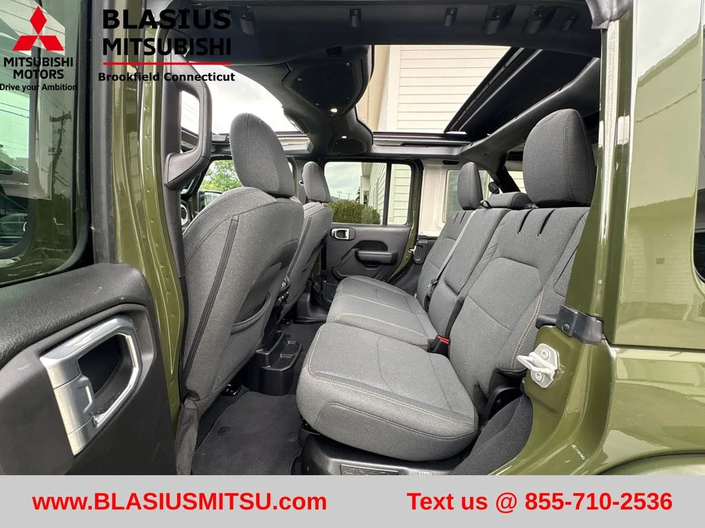 Used 2024 Green Jeep Sport S 4xe image 38