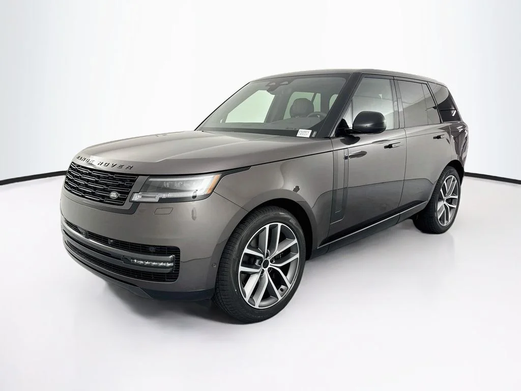 New 2026 Charente Grey Land Rover SE image 1