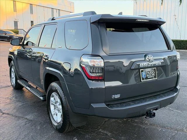 2024 Toyota 4Runner SR5 - Photo 8