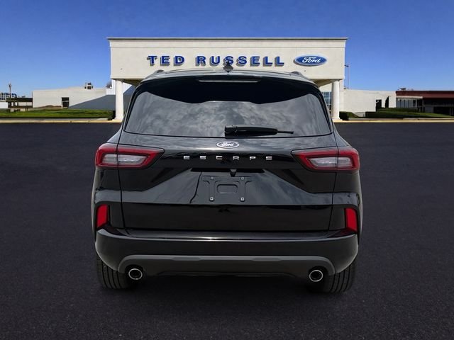 Used 2024 Black Metallic Ford ST-Line image 6