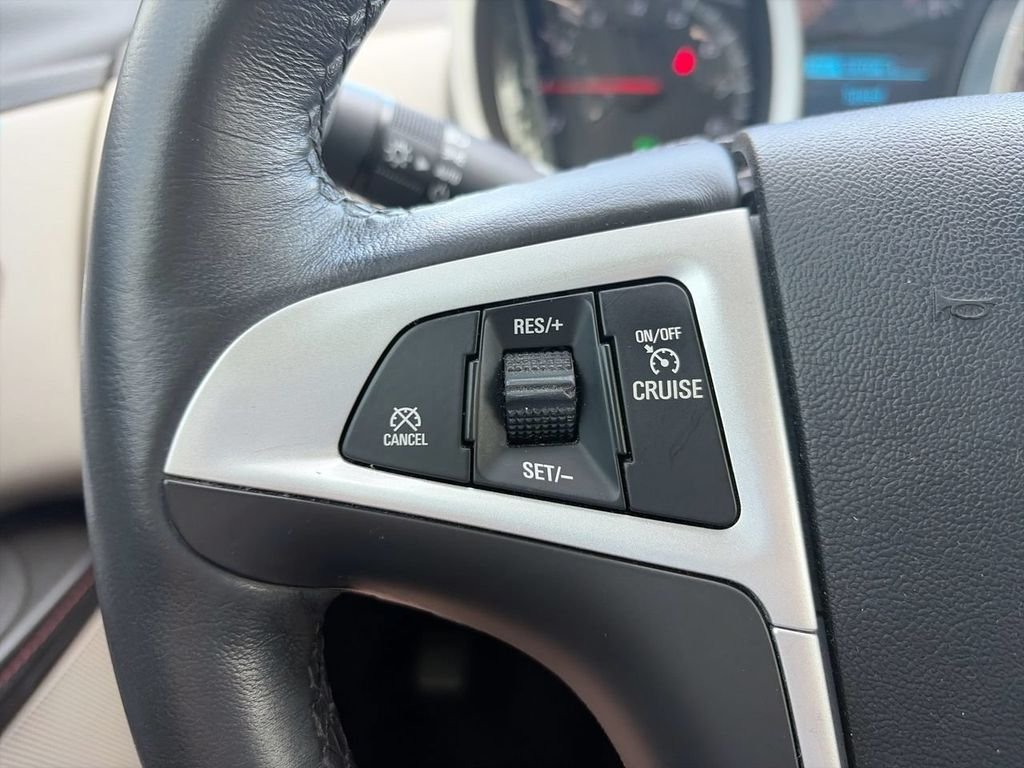 Used 2015 Silver Chevrolet LT image 20