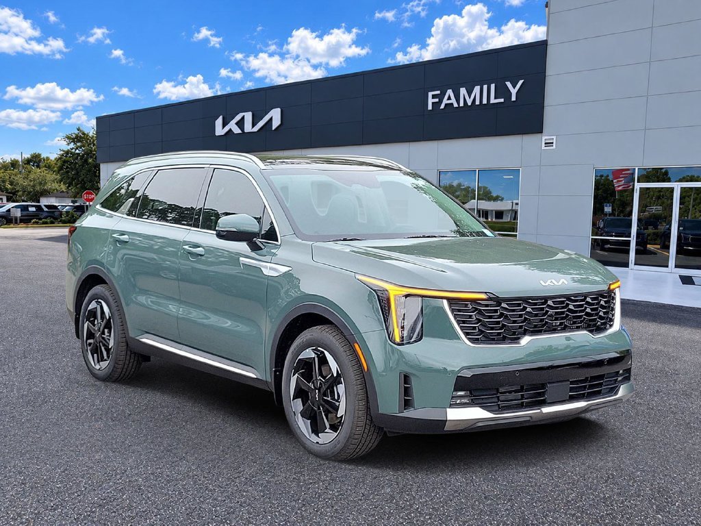 New 2026 Cityscape Green Kia EX image 1