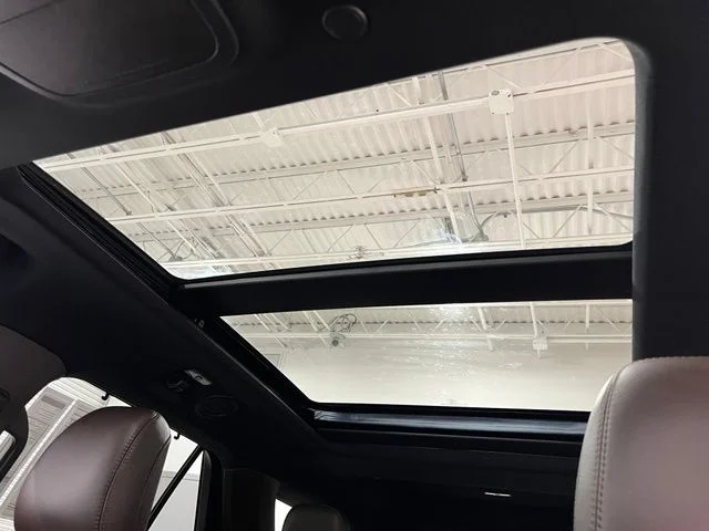 Used 2022 Red Ford King Ranch image 20