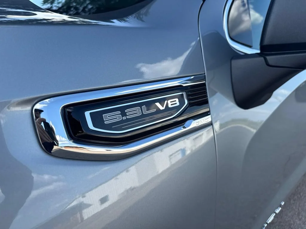 Used 2026 Sterling Metallic GMC Denali image 43