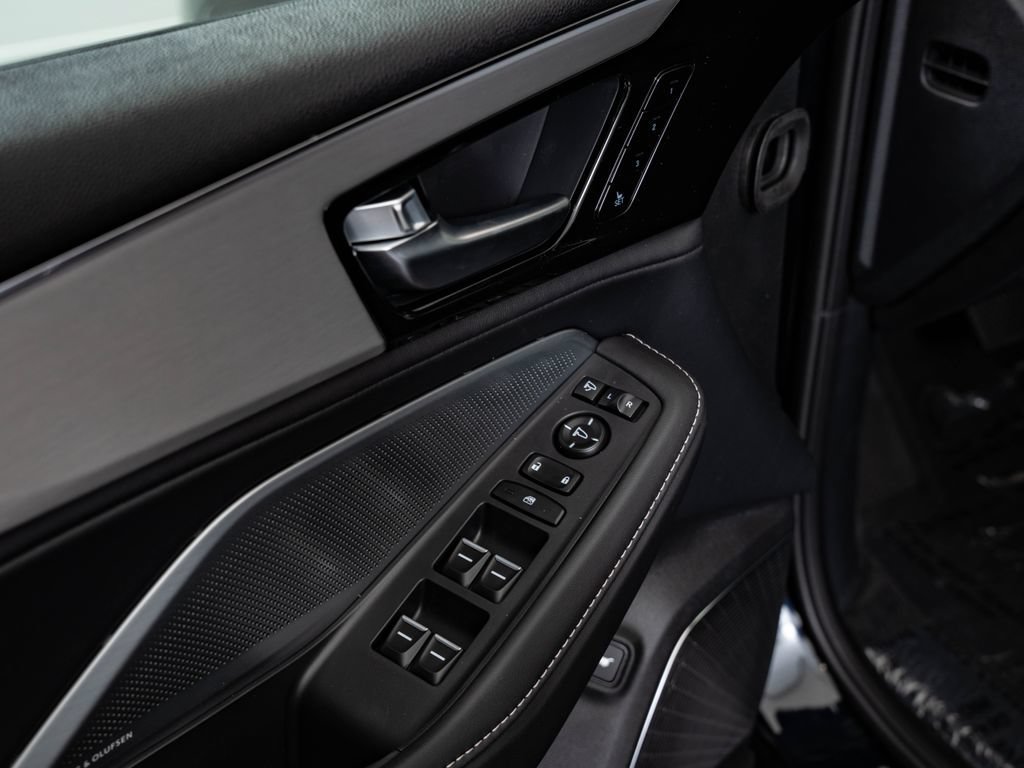 New 2026 Majestic Black Pearl Acura Technology Package image 27