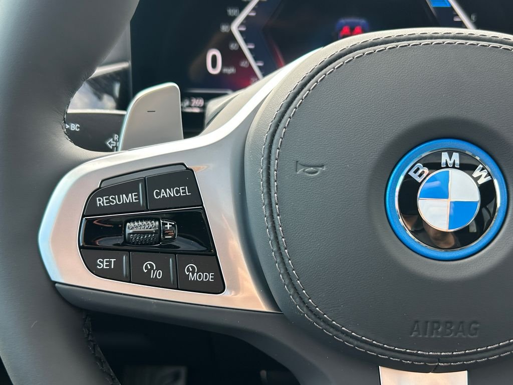 New 2026 Tanzanite Blue II Metallic BMW xDrive50e image 19