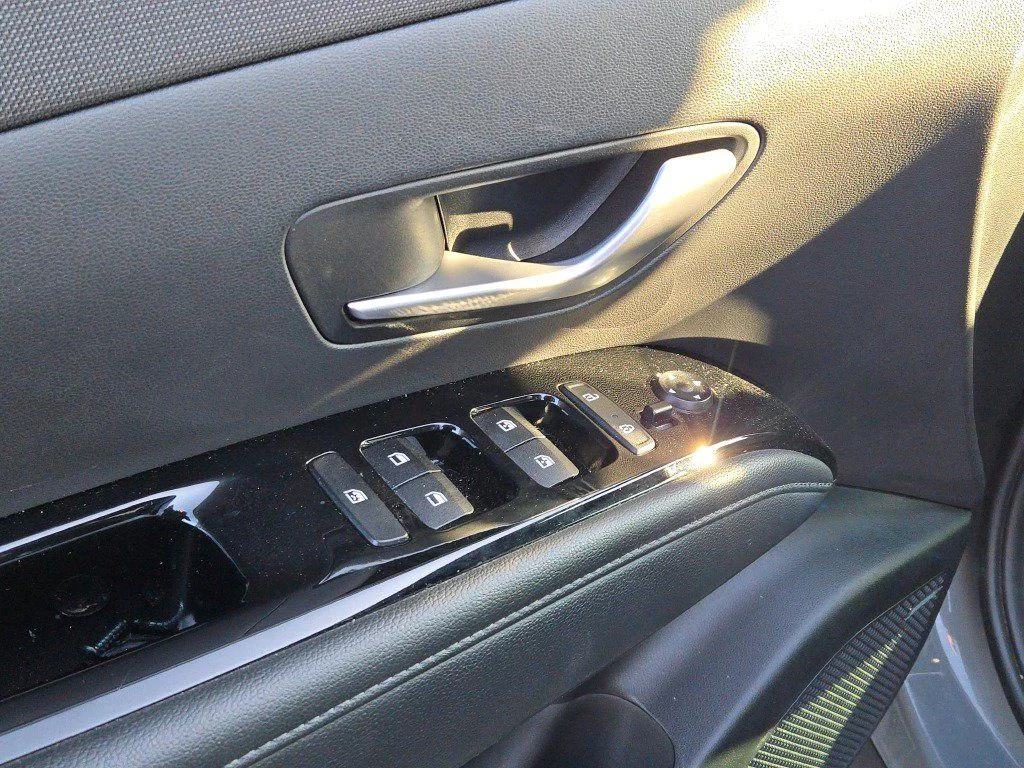 Used 2022 Gray Hyundai Limited image 21