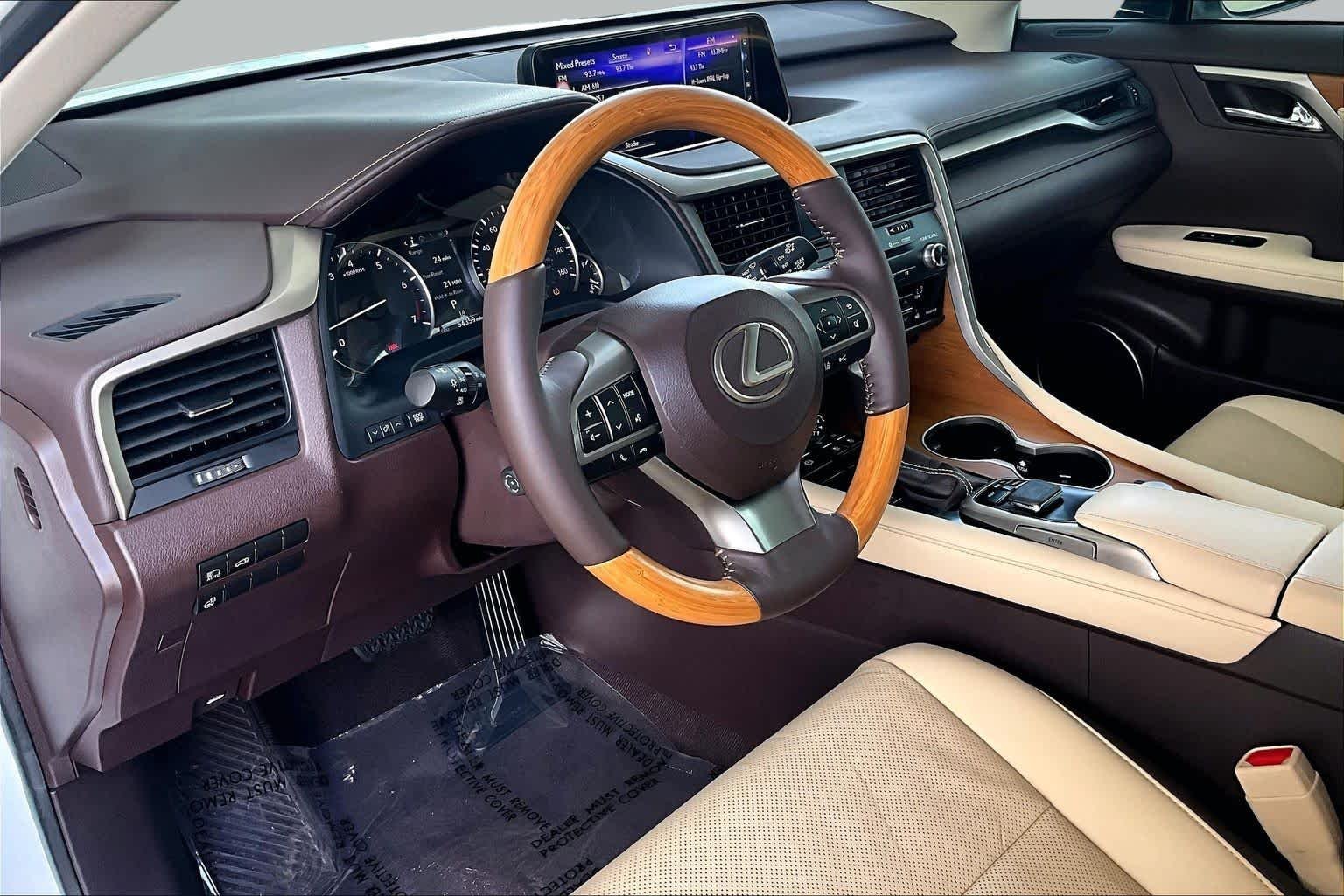 Used 2016 Eminent White Pearl Lexus  image 16