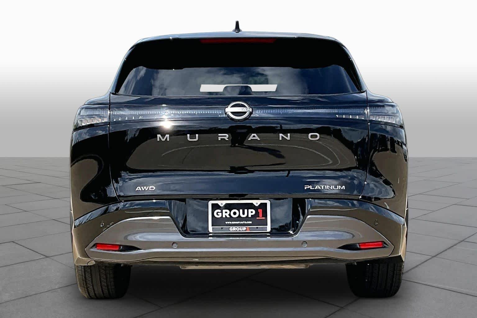Used 2025 Super Black Nissan Platinum image 5