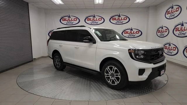 New 2026 Star White Metallic Tri-Coat Ford Active image 2