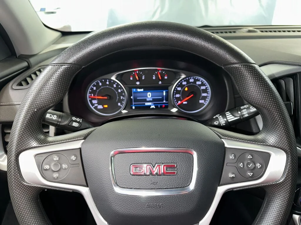 2023 GMC Terrain SLE - Photo 9