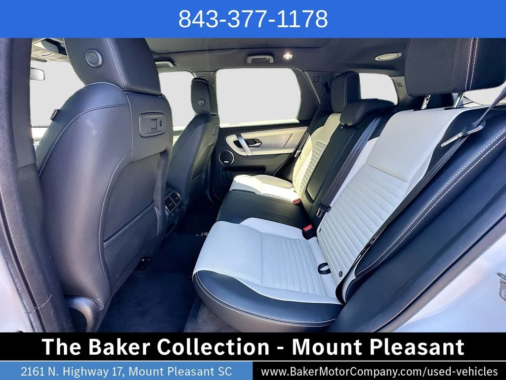 Used 2024 White Land Rover SE image 26