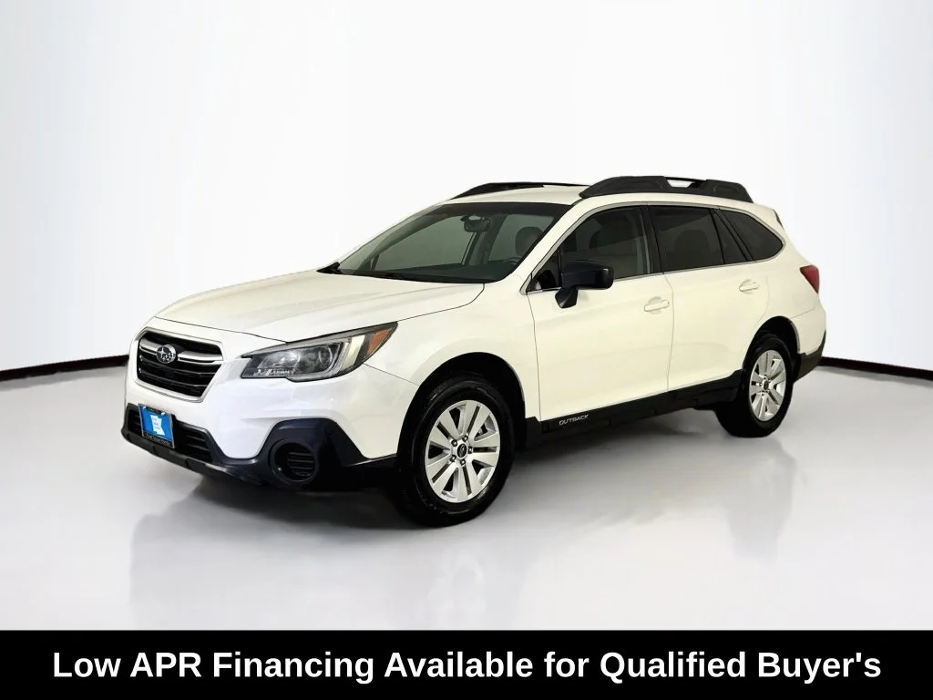 Used 2018 Crystal White Pearl Subaru 2.5i image 3