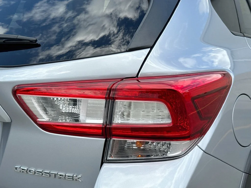Used 2019 Silver Subaru 2.0i Premium image 30