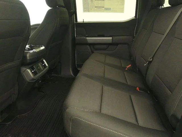 New 2026 Oxford White Ford XLT image 10
