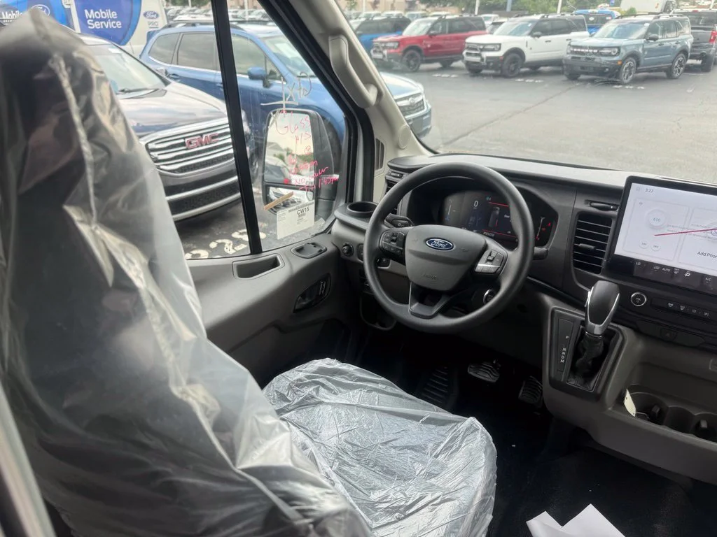 New 2026 Oxford White Ford Cargo Van image 54