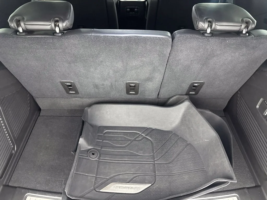 Used 2021 Black Chevrolet High Country image 39