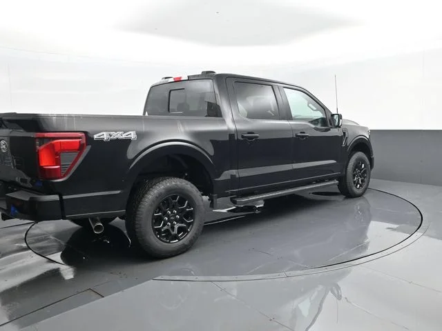 New 2026 Agate Black Metallic Ford XLT image 21