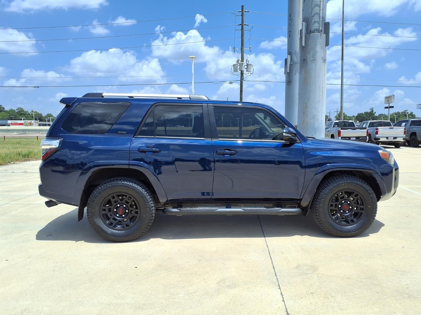 Certified Used 2023 Nautical Blue Metallic Toyota SR5 Premium image 5