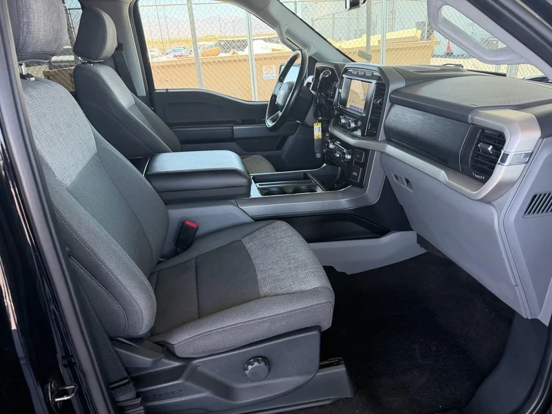 Used 2021 Agate Black Metal Ford XL image 19