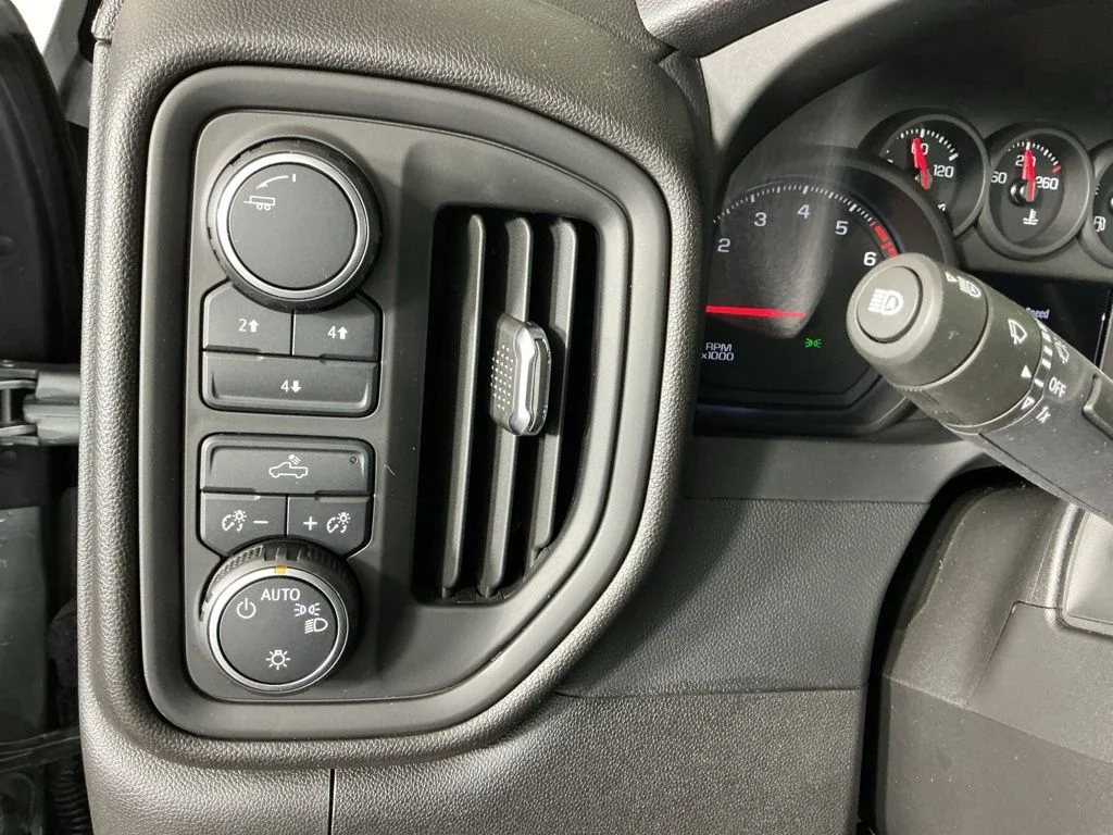 Used 2024 Gray Chevrolet Custom image 18