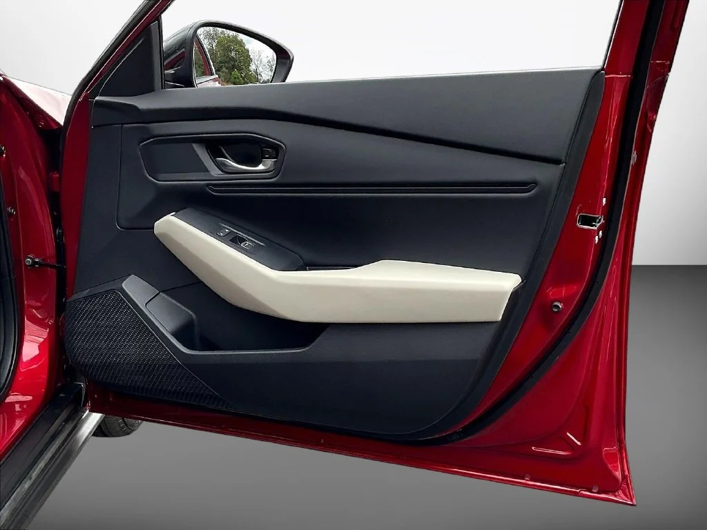 New 2026 Radiant Red Metallic Honda SE image 28