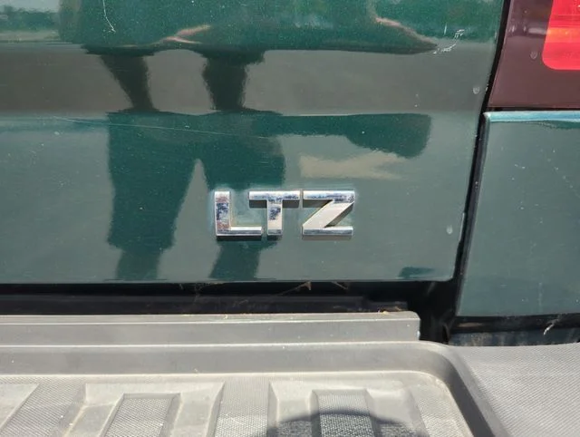 Used 2015 Green Chevrolet LTZ image 21