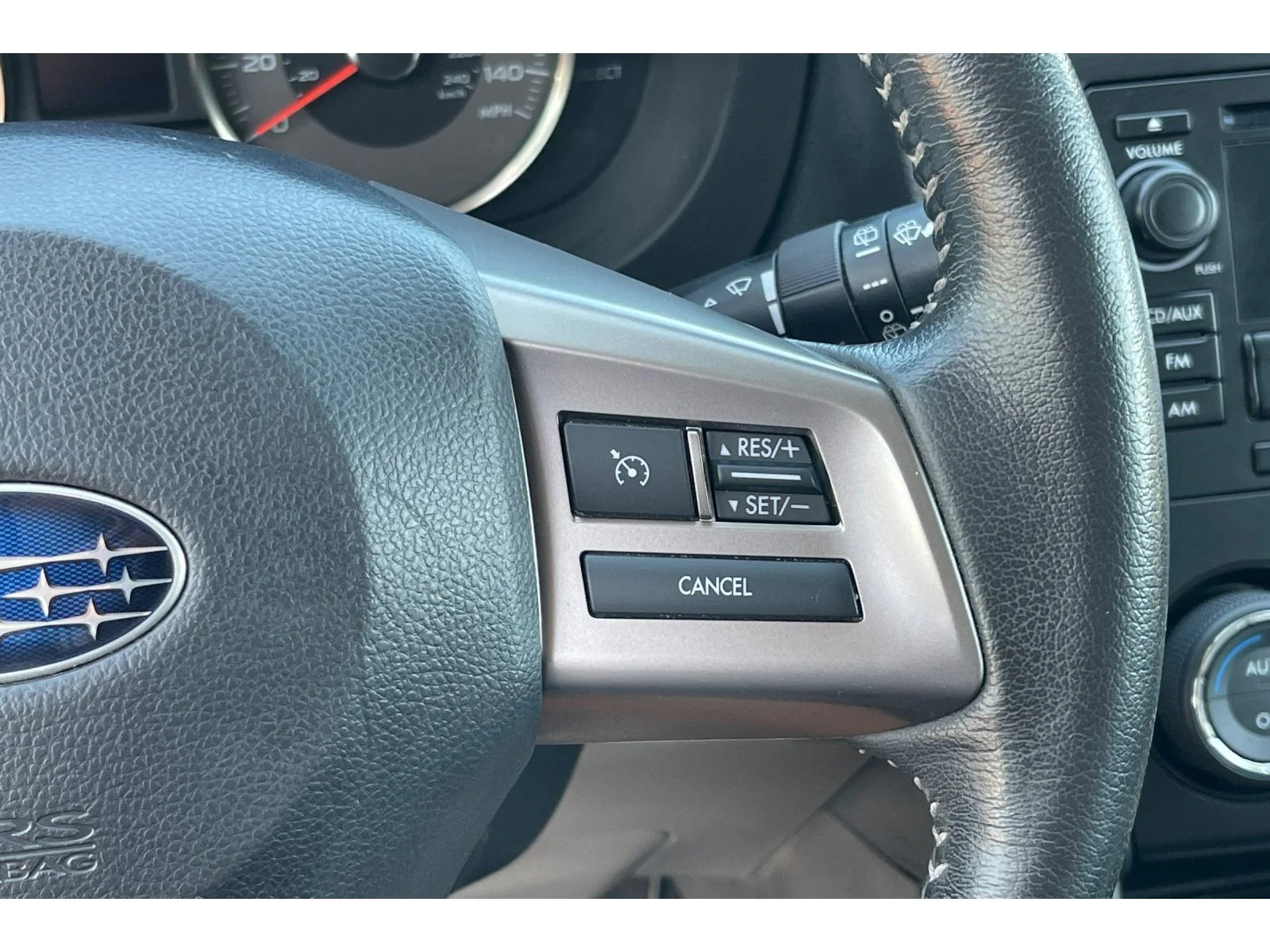 Used 2015 Satin White Pearl Subaru 2.5i Limited image 36