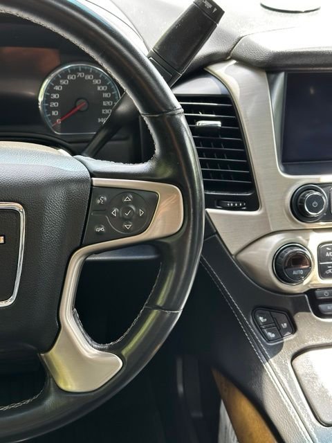 Used 2017 Onyx Black GMC Denali image 30