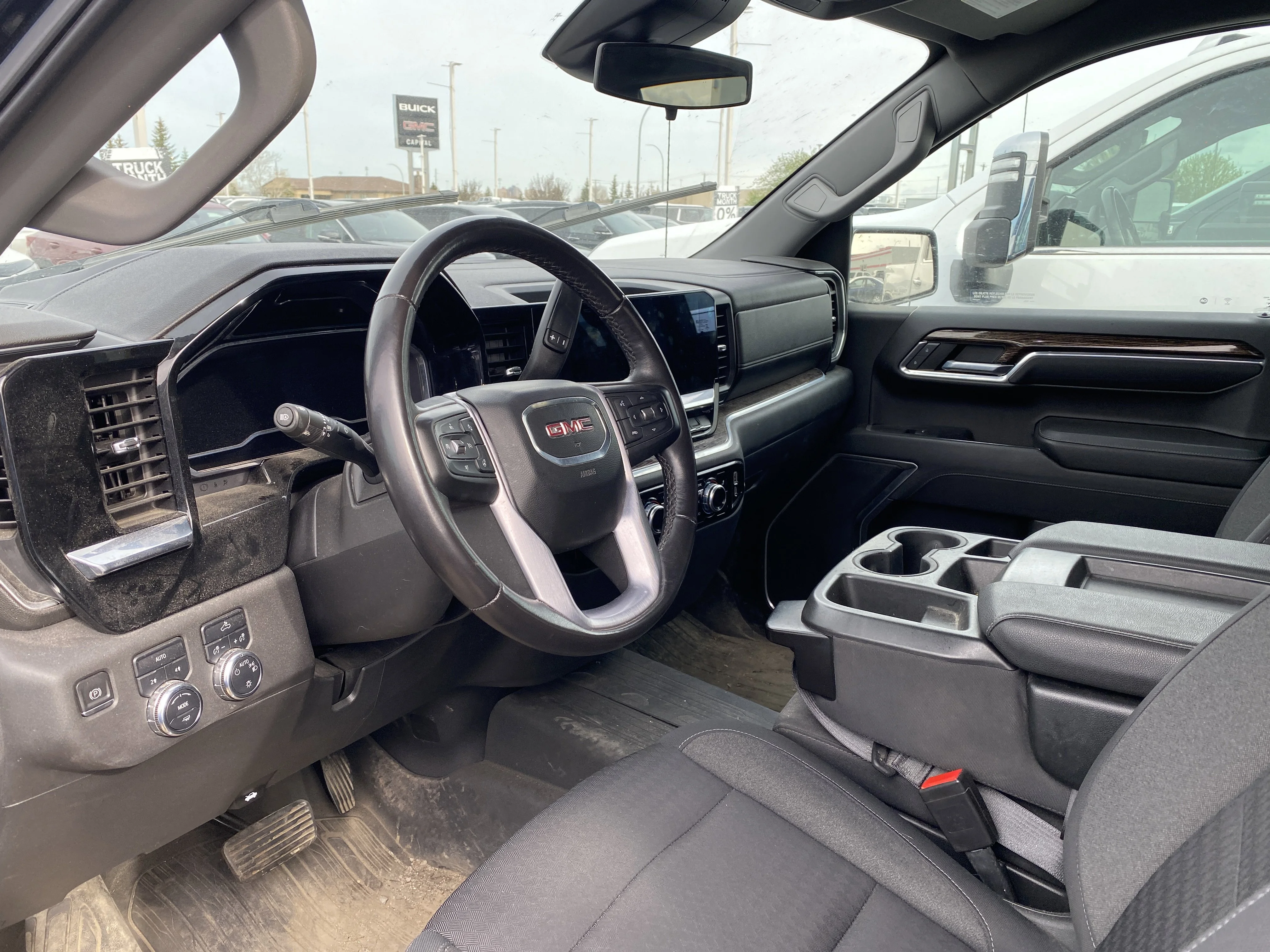 Used 2022 Black GMC Crew Cab SLE image 2