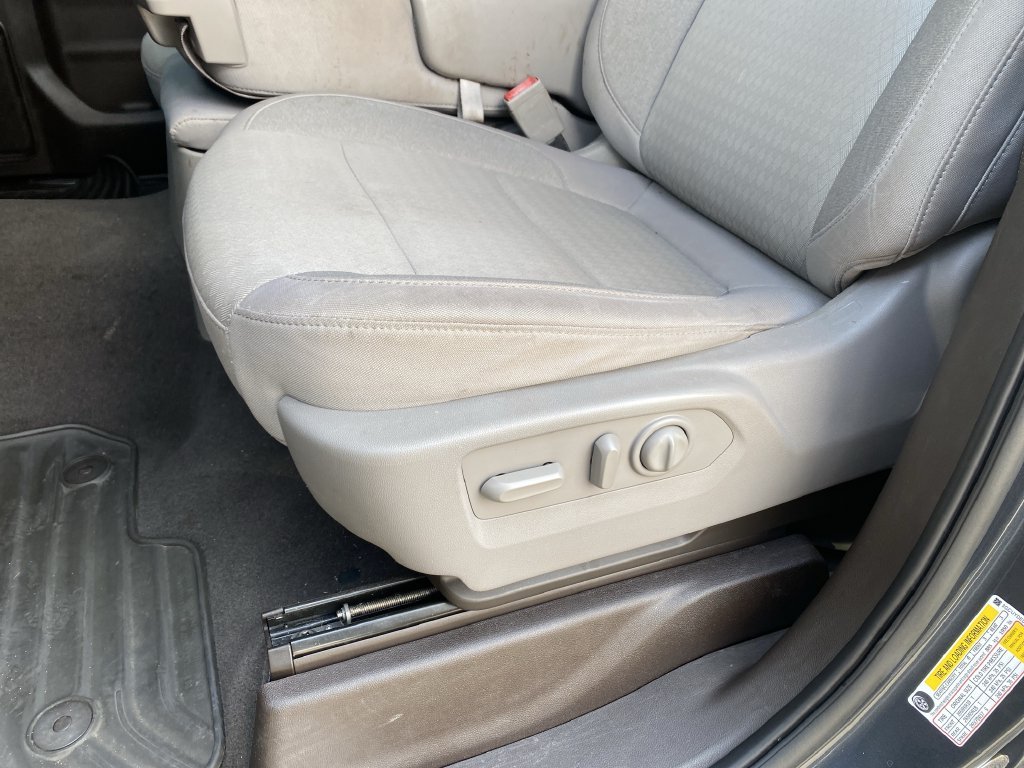 Used 2020 Shadow Gray Metallic Chevrolet LT image 12